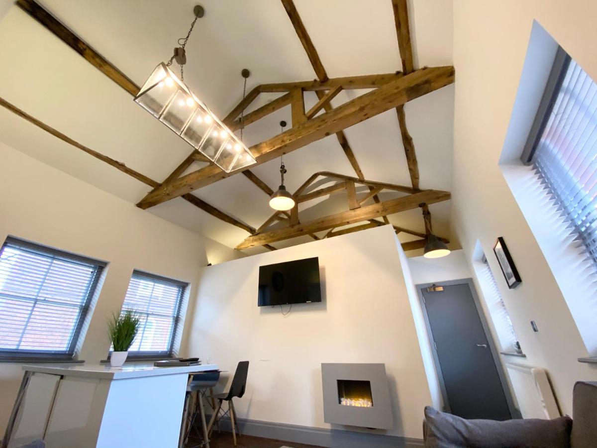 Loft At The Coach House Apartments Leeds  Buitenkant foto