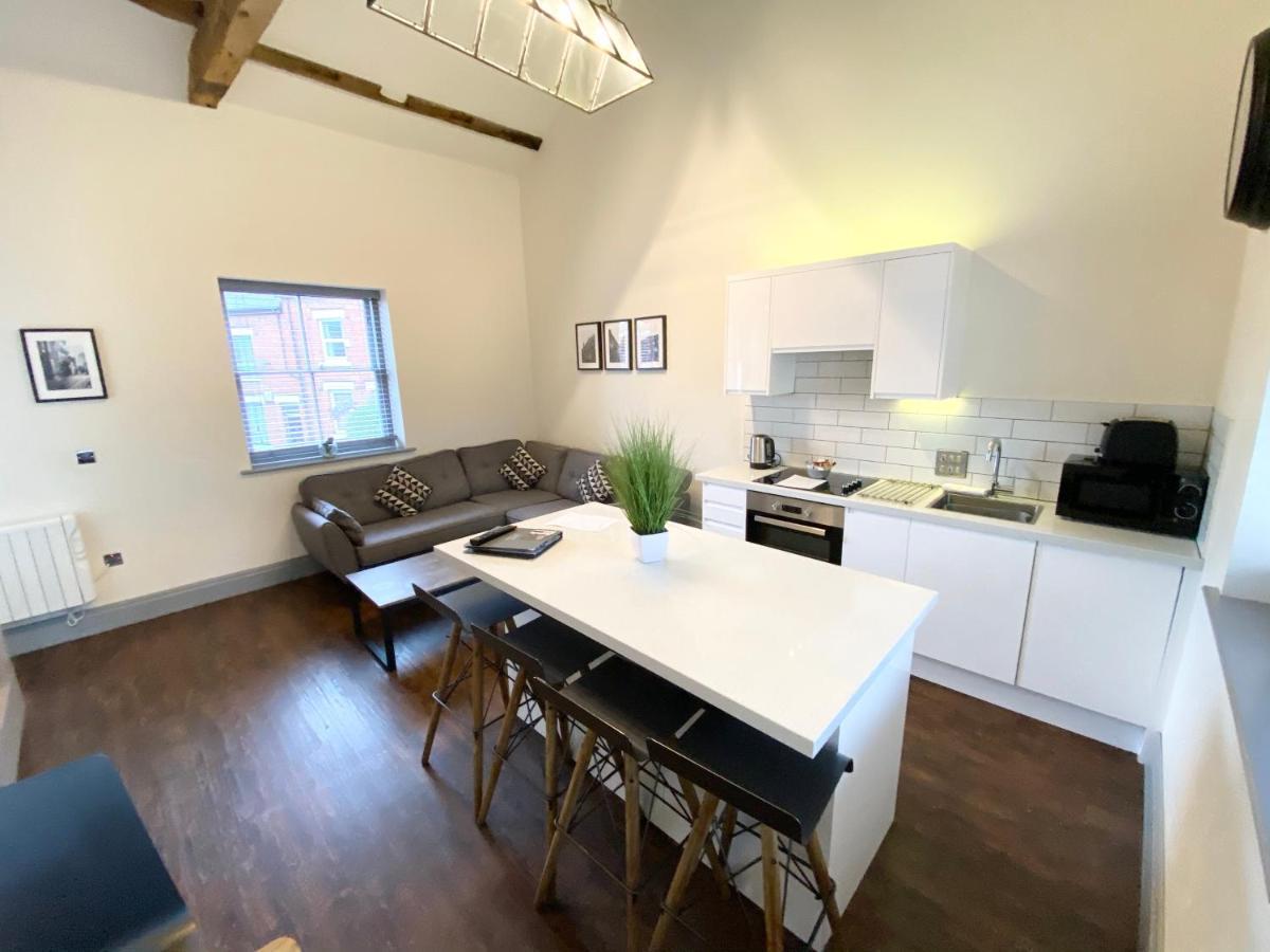 Loft At The Coach House Apartments Leeds  Buitenkant foto